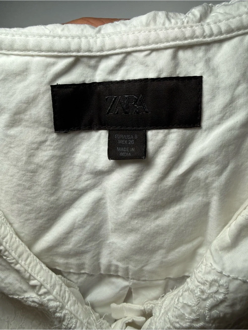 Zara White Eyelet Collar  Blouse Size S